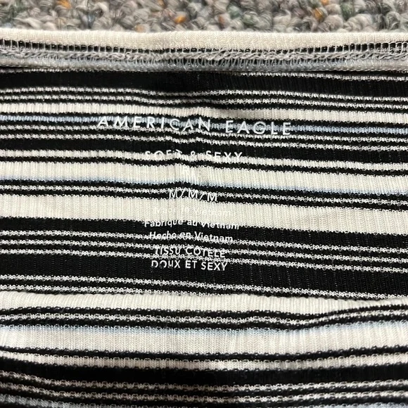 American Eagle strapless crop top - Picture 4 of 4